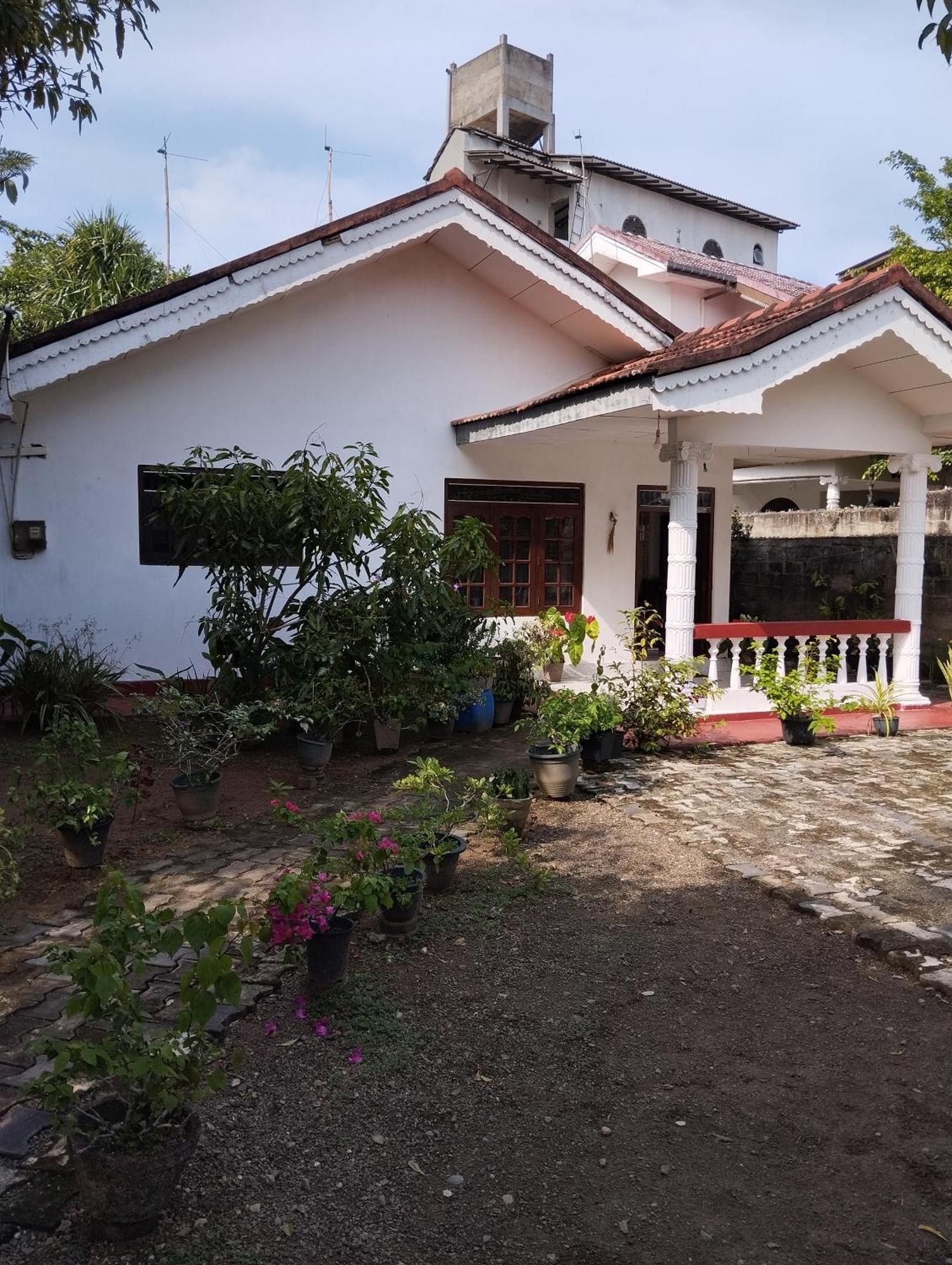 Mirissa White House Exterior foto